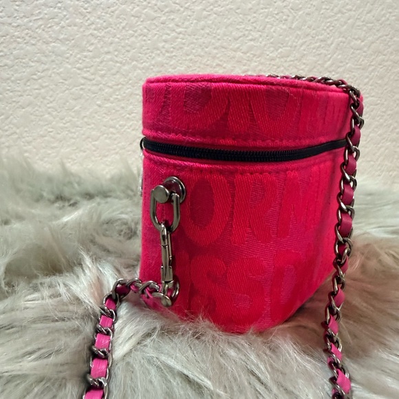 Dior Beauty pouch converted into Crossbody Bag - Picture 5 of 10